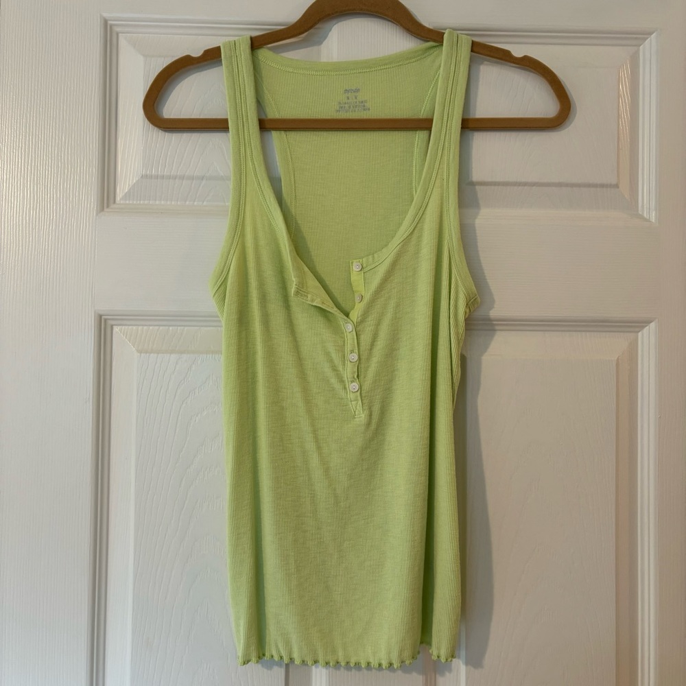 Aerie Tank Light Green with Buttons Size M